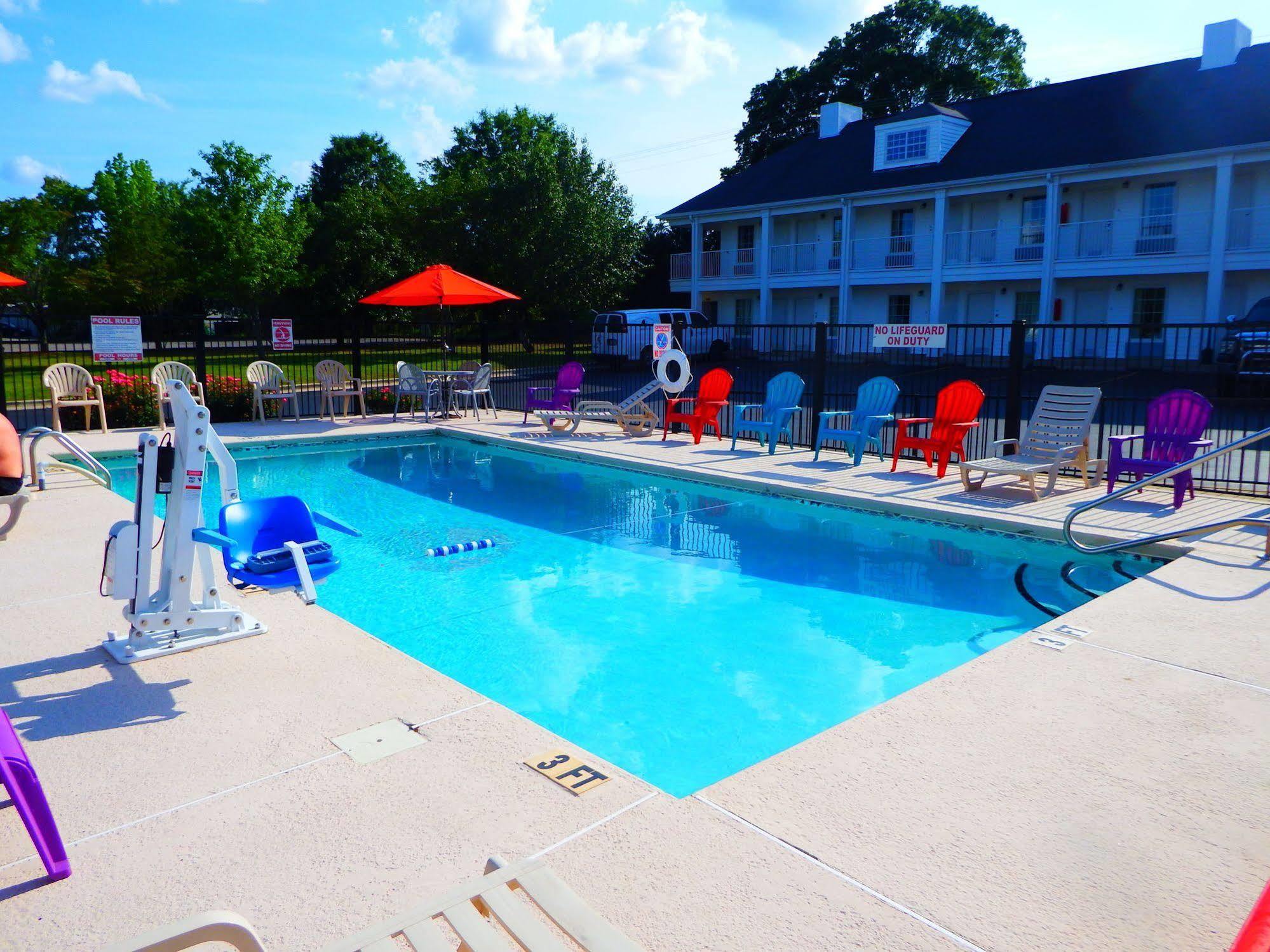 Baymont By Wyndham Florence/Muscle Shoals Экстерьер фото